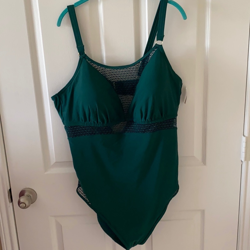 NWT gorgeous green AdoreMe swimsuit!